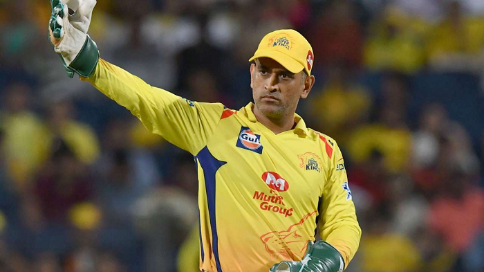 They'll have to play under new captain: Dhoni warns CSK bowlers