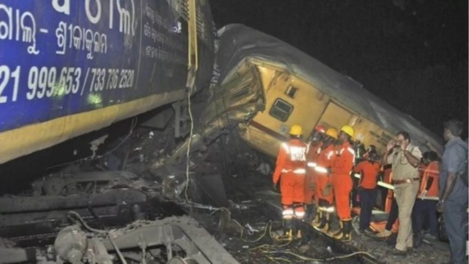 Tragic train accident in Andhra Pradesh, 13 dead, 50 injured, know 10 things related to the accident