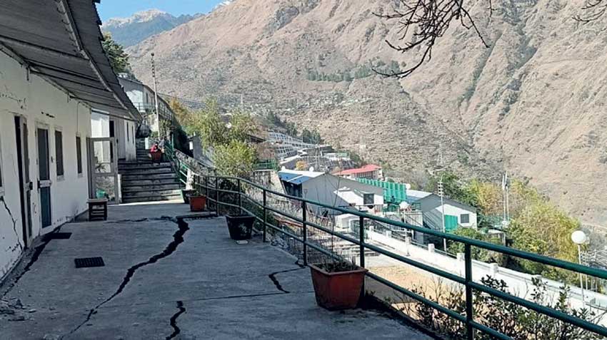 Only one choice has to be made : Development of Humans or Tourism