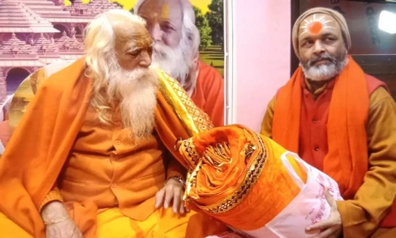 Lord Ram's new attire was presented to the temple priest before the Pran Pratistha ceremony