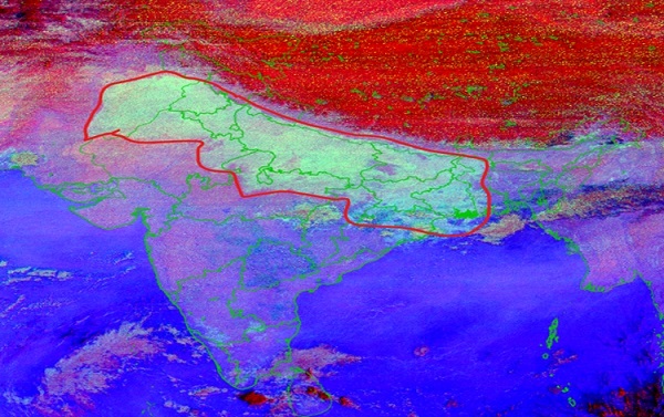 Impact of Dense Fog on Transportation in Northern India