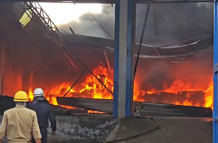 Delhi: Fire breaks out in multi-storey building in Geeta Colony, 4 killed