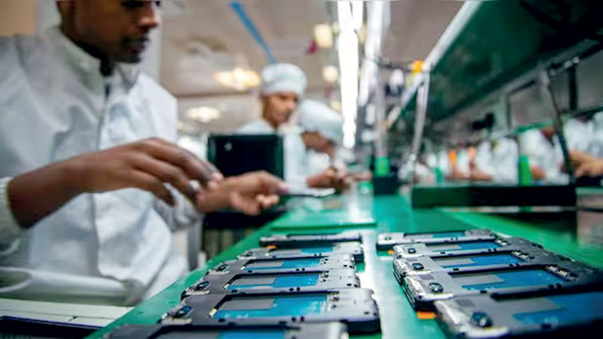 Rising India : A Decade of Mobile Phone Manufacturing Success