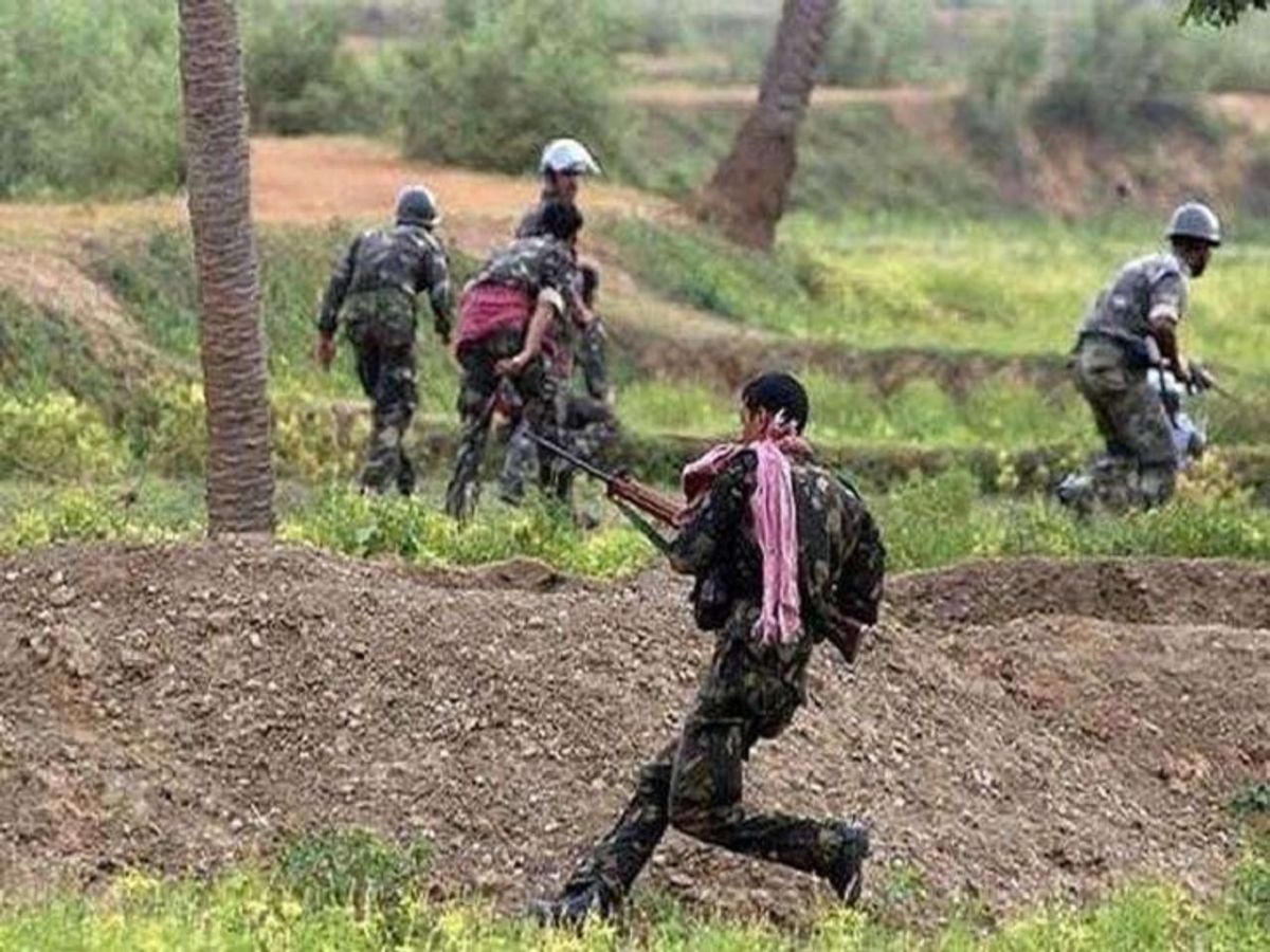 Encounter between Naxalites and security forces in Bijapur, Chhattisgarh, 6 Naxalites killed