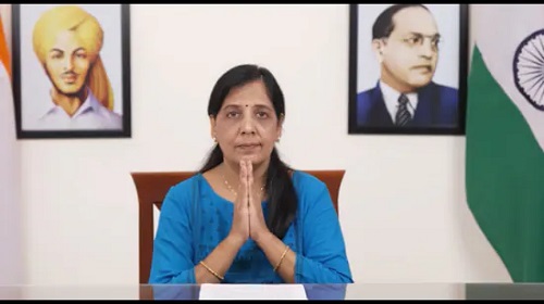 Sunita Kejriwal Leads Crucial Meeting with AAP MLAs, Affirming Arvind Kejriwal's Leadership