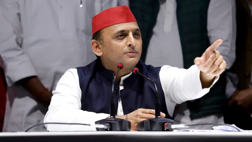 SP President Akhilesh Yadav's big allegation on BJP, said- BJP arrested opposition leaders to divert people's attention