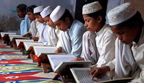 Uttar Pradesh Government's Decides to Cancel Madrasa Licenses and Transition Students to Government Schools