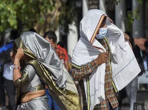 Delhi Braces for Sweltering Heatwave