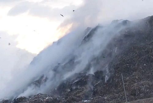 Crisis Escalates as Fire Engulfs Ghazipur Landfill Site in East Delhi