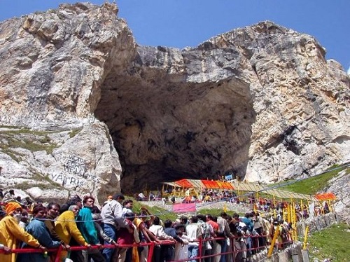 Enthusiasm Marks the Amarnath Yatra as 51 Thousands Devotees Have Darshan in Last 3 Days