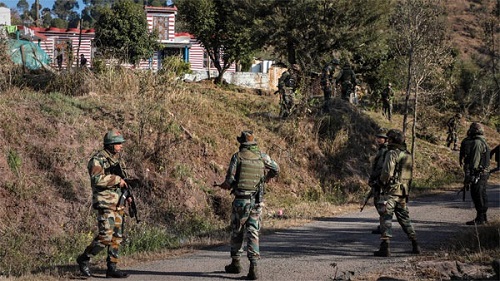 Indian Army Foils BAT Attack along LoC, One Soldier Martyred, Several Injured