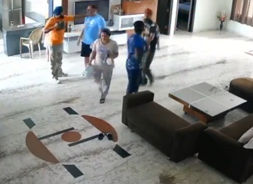 Armed Gang Shoots NRI in Amritsar,  Injured Critically 