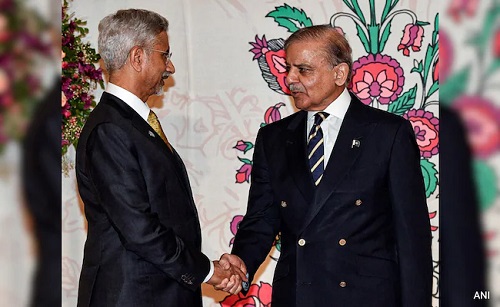 EAM Jaishankar Stresses Territorial Integrity and Cooperation at SCO Summit in Pakistan