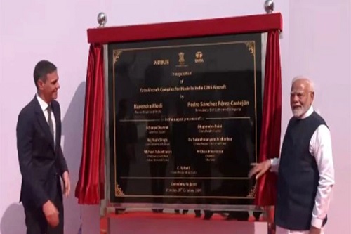 PM Modi and Spanish PM Pedro Sanchez Inaugurate Tata Aircraft Complex ...