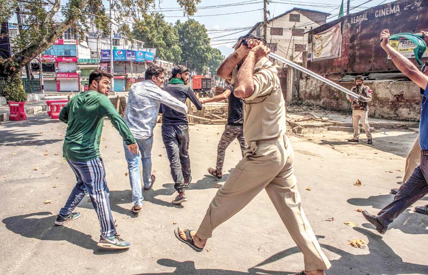 An uncontrolled power is natural enemy of freedom : SC Directs Police Chiefs To Take Action Against Erring Officials For Arrests In Violation Of S.41/41A CrPC & SC Guidelines