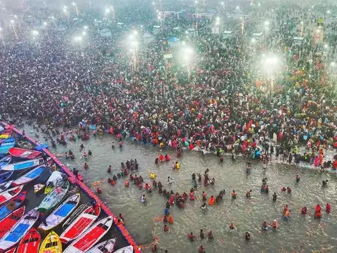 Maha Kumbh administration claims that more than 10,000 devotees from 20 countries across the world took a dip in Sangam in a week