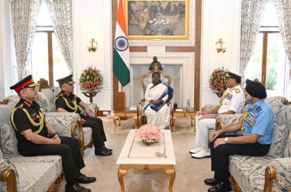 The three chiefs of the Indian Army and CDS met President Draupadi Murmu, gave full information about the success of Operation Sindoor