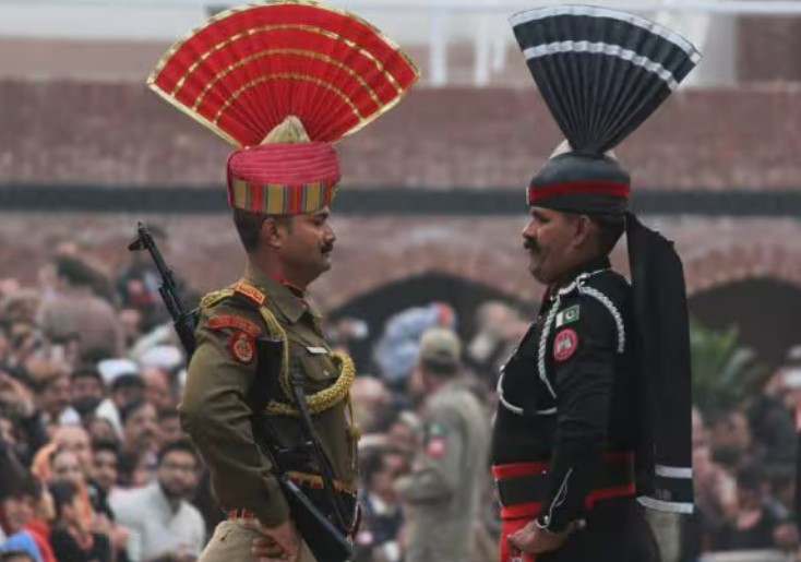 Retreat ceremony will start again at Attari Wagah border and two other posts in Punjab, the ceremony was stopped from May 7 amid Indo-Pak tension