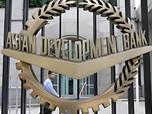 ADB Approves USD 800 Million Financial Package for Pakistan Amid Controversy