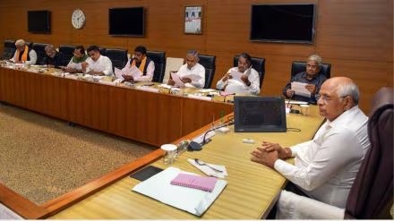 Gujarat Cabinet, Barring CM, Resigns En Masse, Paving Way for Major Revamp Ahead of Elections