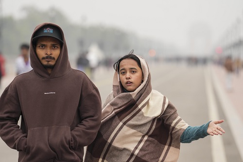 Delhi set for noticeable temperature drop over next 48 hours, with rain forecast for today