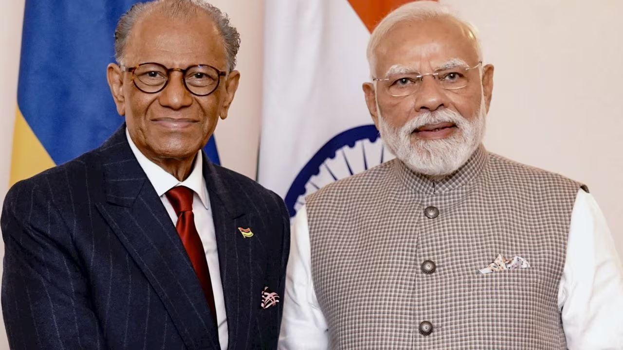 Mauritius PM speaks to PM Modi over phone; Navinchandra Ramgoolam to visit India next week for 'AI Impact' conference