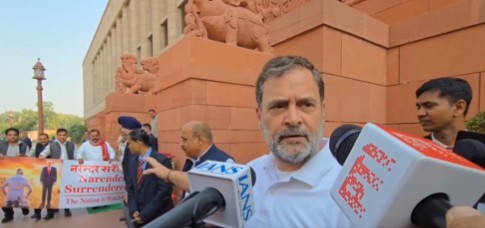 Is MM Naravane lying, or is the penguin lying? Rahul Gandhi said on the FIR.