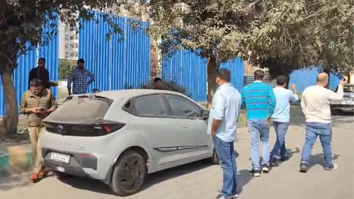 Mystery in Noida: Young Couple Found Dead in Car with Gunshot Wounds, Police Suspect Murder-Suicide