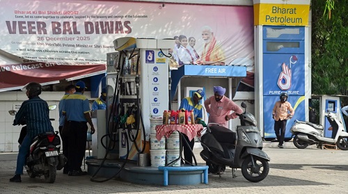 Centre Sets Up High-Level Panel to Monitor West Asia Crisis, Cuts Fuel Duties to Shield Economy