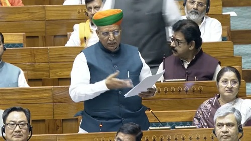    Delimitation push: LS seats to expand to 815 with 272 reserved for women, Law Minister announces