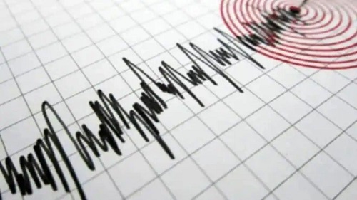 7.4-Magnitude Earthquake Jolts Northern Japan, Tsunami Warnings Issued