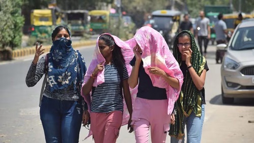 IMD Issues Dual Weather Alert: Heatwave to Grip North and Central India, Heavy Rains Lash Northeast