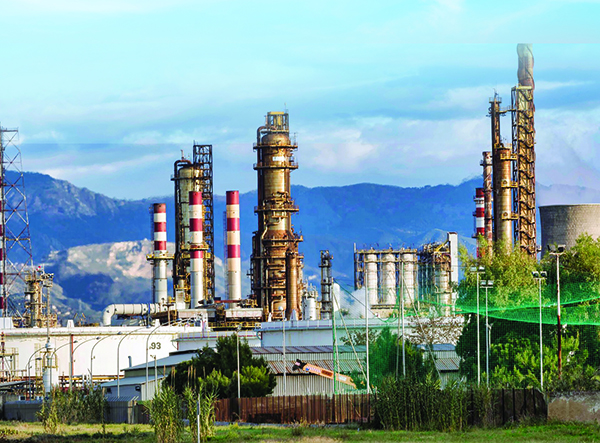 India’s Energy Crossroads