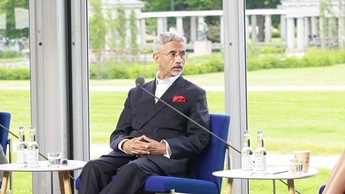EAM S. Jaishankar Slams West’s ‘Double Standards’, Defends India’s Russian Oil Purchases at Finland Talks