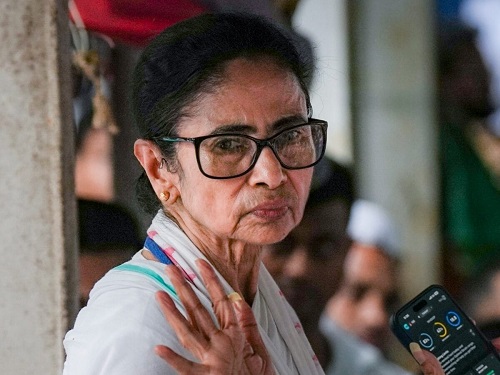 Mamata Banerjee Moves Calcutta High Court Over Bhabanipur Defeat as TMC Crisis Deepens