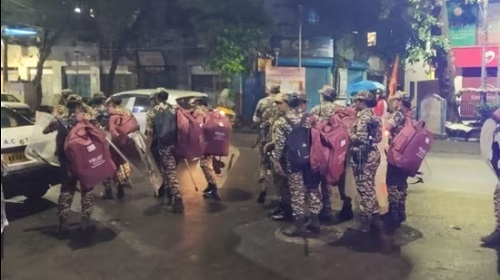 TMC Alleges Police Blockade Outside Mamata, Abhishek Residences Amid Outrage Over Baruipur Girl’s Death