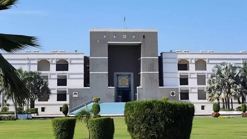 Gujarat High Court Maintains Death Sentences of 38 Convicts in 2008 Ahmedabad Serial Blasts Case; Compensation Ordered for Victims