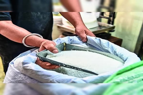 Sugar Dealers’ Stock Limit Slashed from 4,000 to 2,000 Quintals by Govt